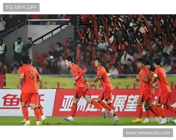 U16国足大胜8-0徐正鹏传中助攻张伯霖精彩头球破门